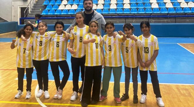 Filenin minik sultanları kaldıkları yerden