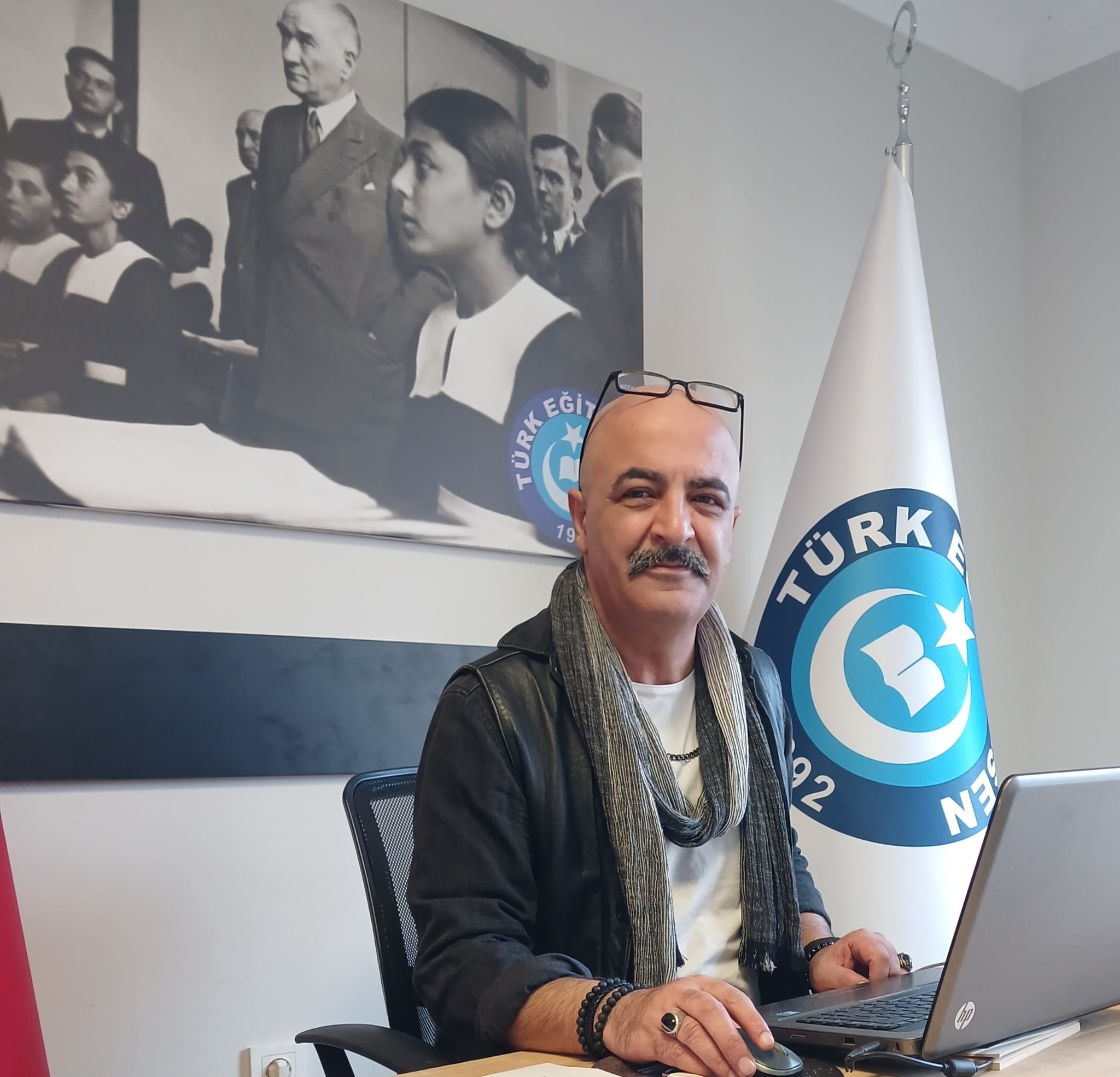 Geçerli görselin alternatif metni yok. Dosya adı: Mustafa-Kaplan.jpg