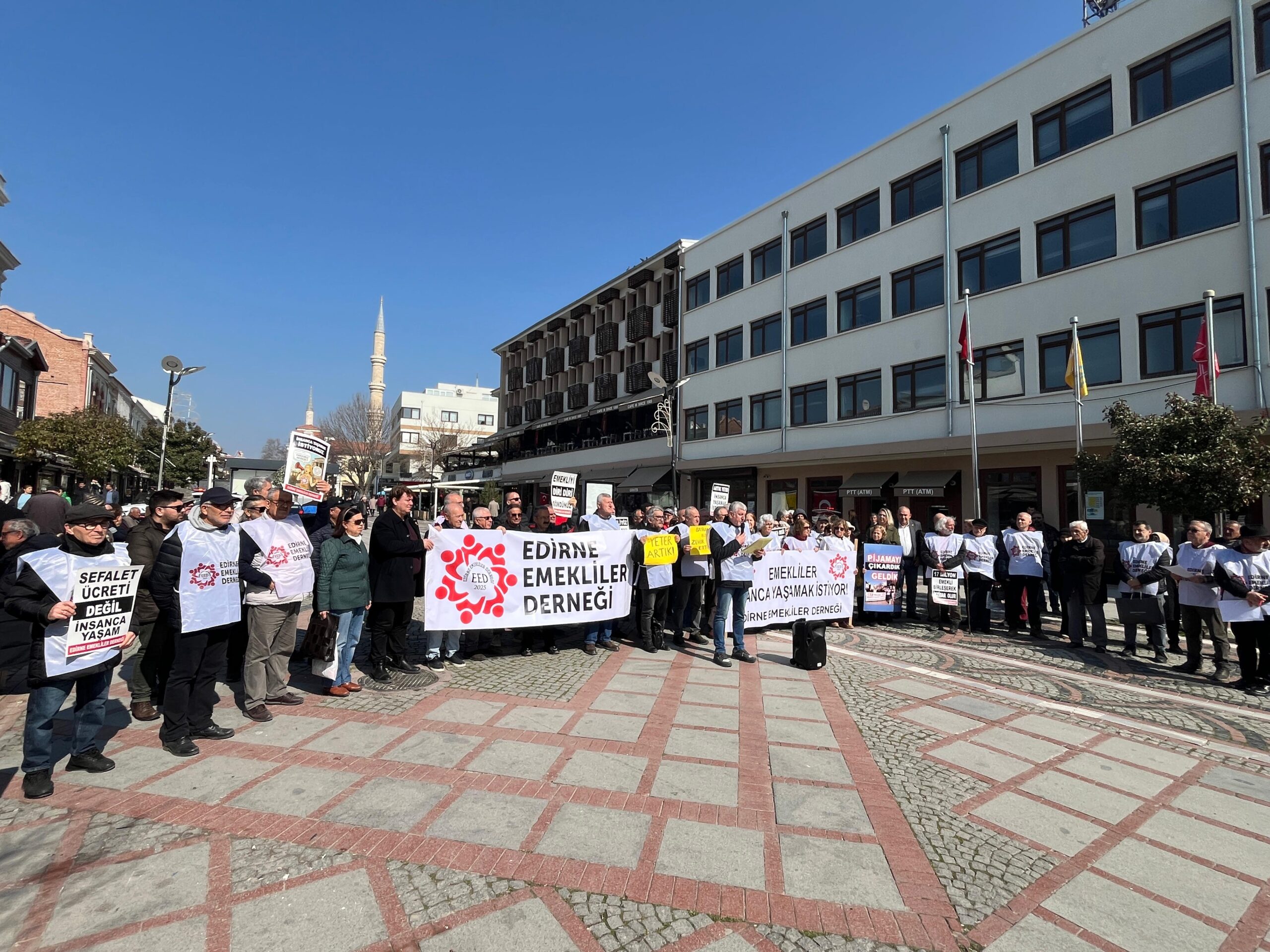 Geçerli görselin alternatif metni yok. Dosya adı: WhatsApp-Image-2026-03-04-at-15.52.09-3-scaled.jpeg