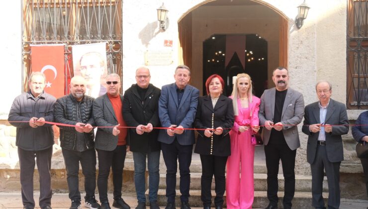 Uzunköprü’de Karma Sanat Sergisi