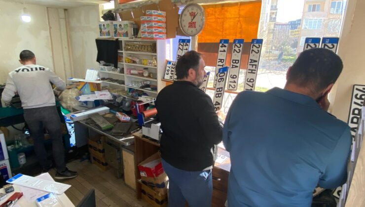 Plakada yoğun mesai!