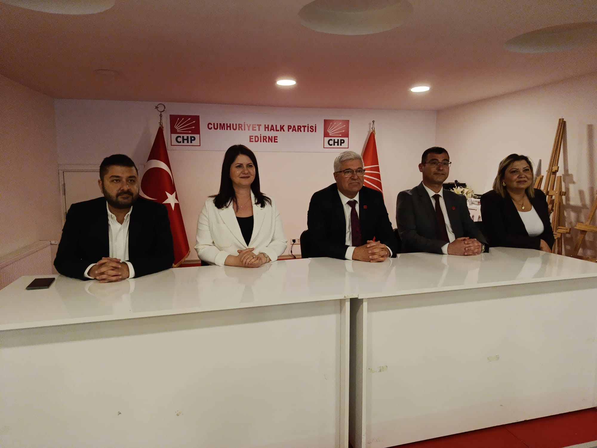 Geçerli görselin alternatif metni yok. Dosya adı: WhatsApp-Image-2026-03-22-at-14.14.21-6.jpeg