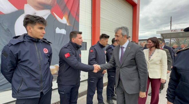 Sezer’den ‘bayramlaşma’ turu!