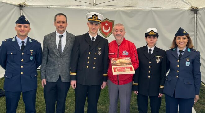 Arif Meriç’ten anlamlı ikram