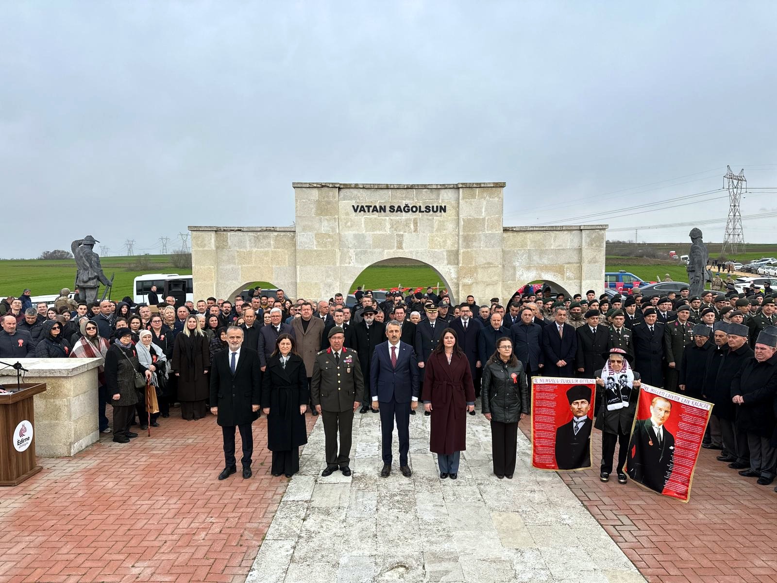 Geçerli görselin alternatif metni yok. Dosya adı: canakkale-zaferi-8.jpeg