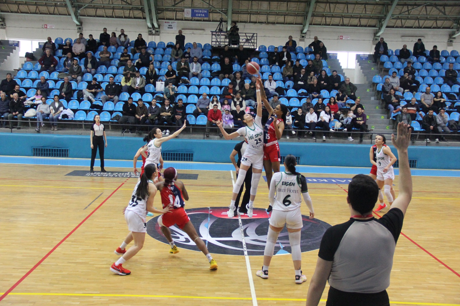 Geçerli görselin alternatif metni yok. Dosya adı: dsi-spor1-3.jpg