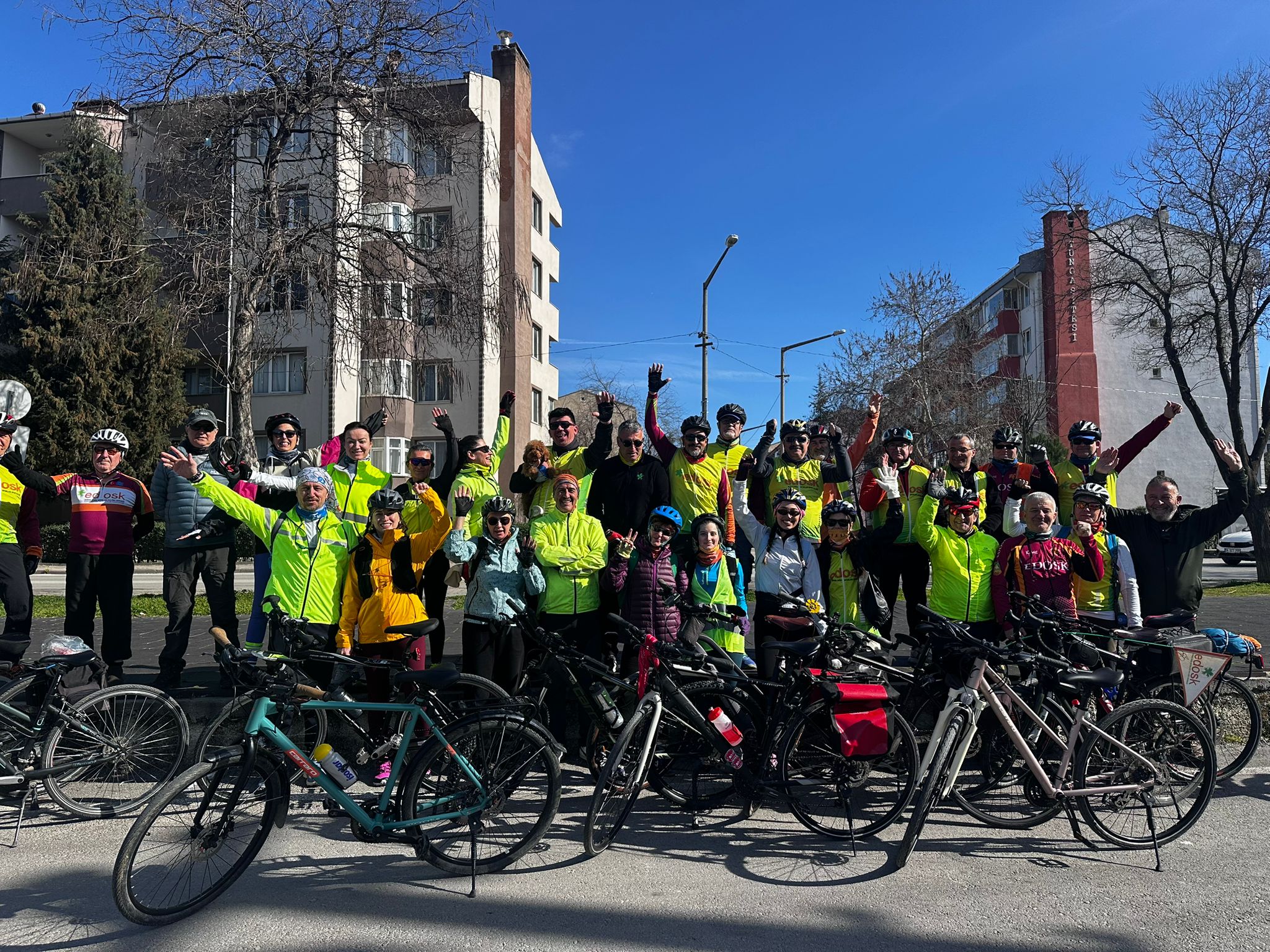 Geçerli görselin alternatif metni yok. Dosya adı: edosk-1.jpg