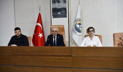 Keşan Belediyesi’nde bol seçimli meclis toplantısı