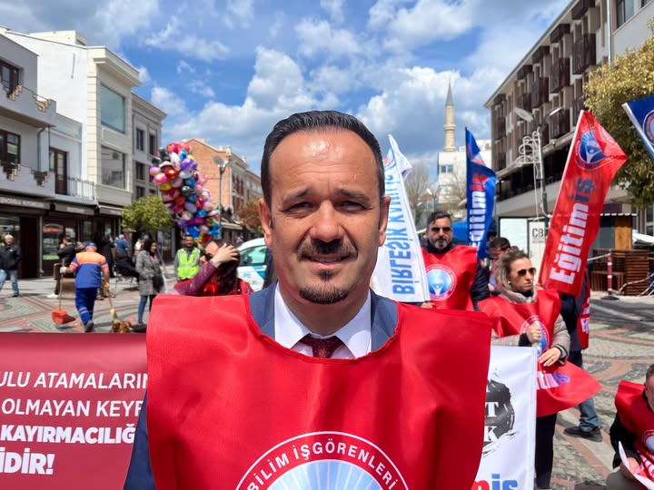 Geçerli görselin alternatif metni yok. Dosya adı: nedim.jpg