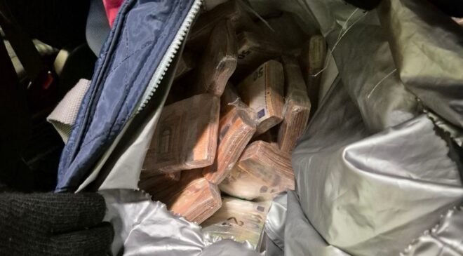 Komşuya tatlı para!