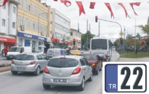 Geçerli görselin alternatif metni yok. Dosya adı: plaka.jpg