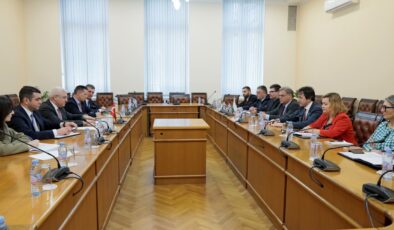 Komşuyla gündem: Gümrük ve su