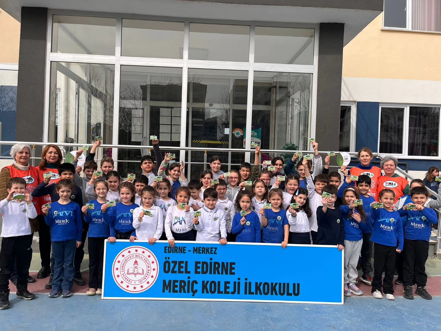 Geçerli görselin alternatif metni yok. Dosya adı: tema.jpg