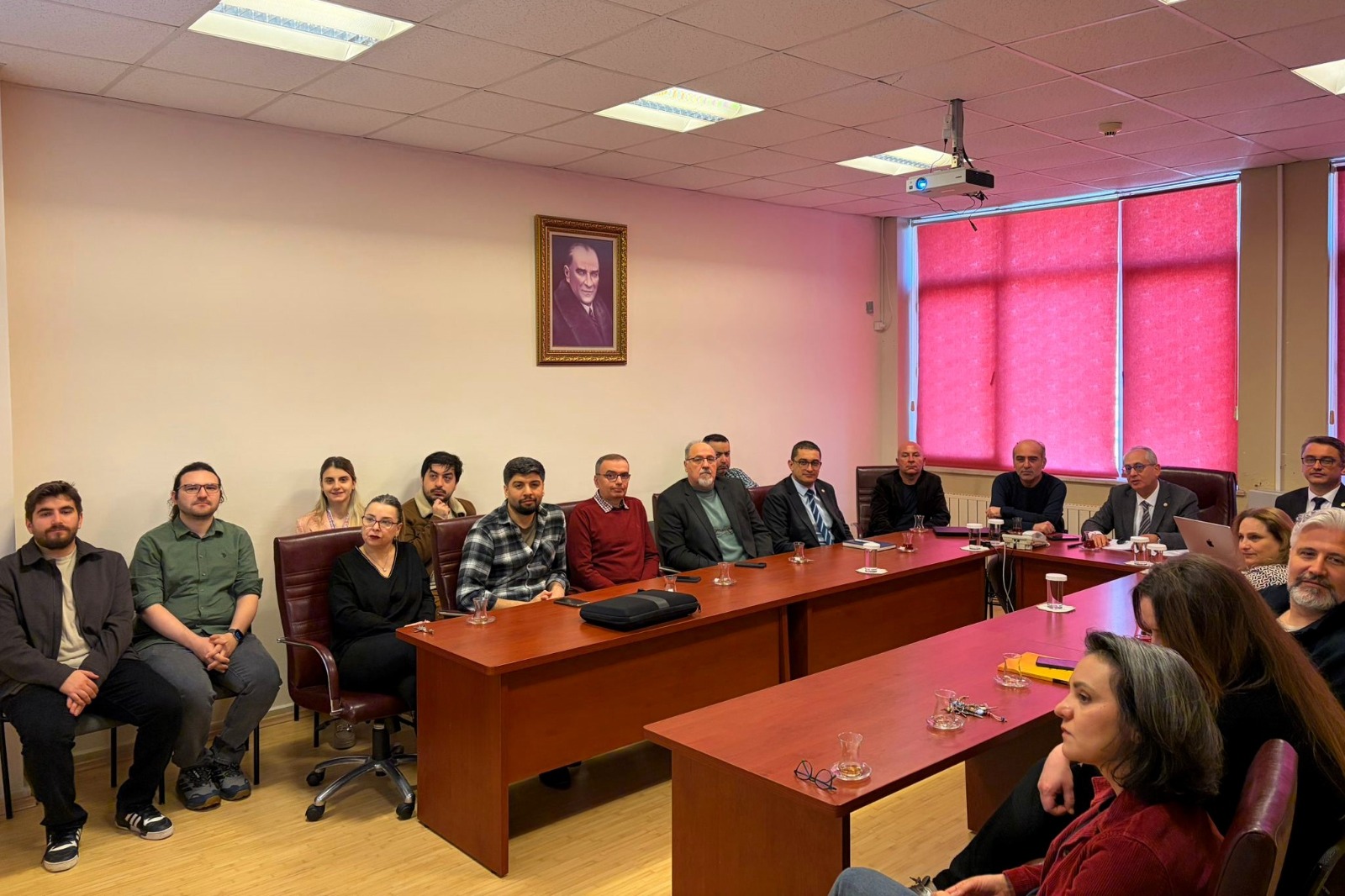 Geçerli görselin alternatif metni yok. Dosya adı: tu-muhendislik2.jpg