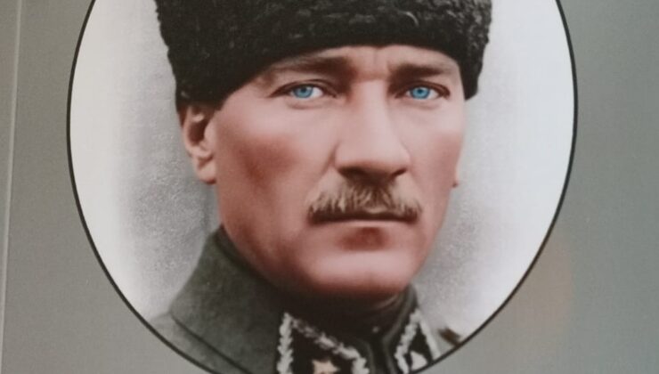 ‘Cumhuriyetin Kadınları’ndan kitap