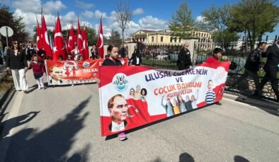 Balkan renkleriyle 23 Nisan