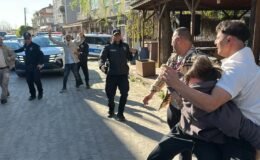 Polislere ‘kavga’ sürprizi!