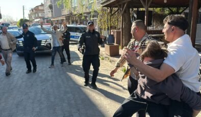 Polislere ‘kavga’ sürprizi!