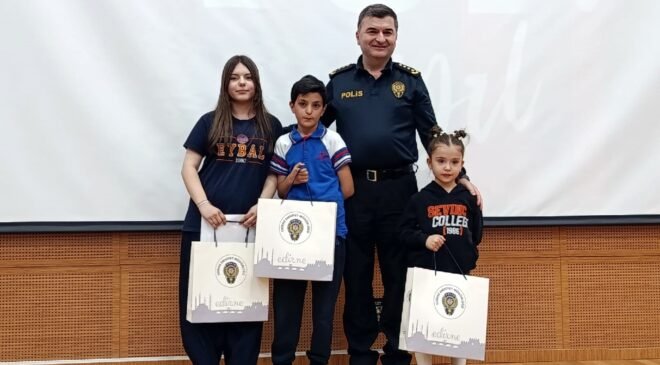 Polis ve öğrencilere ödül
