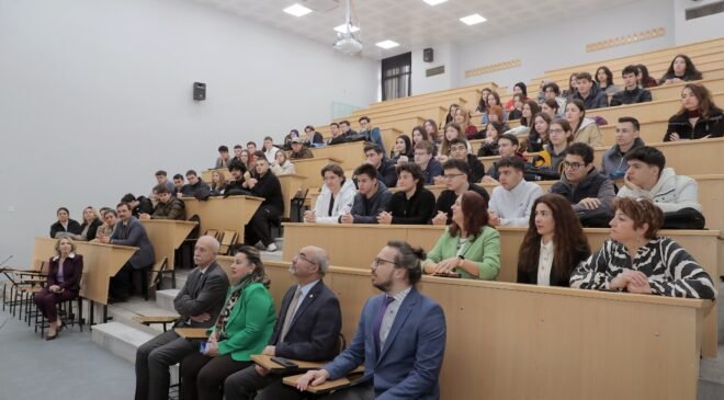 TÜ’den aday öğrencilere projeli tanıtım