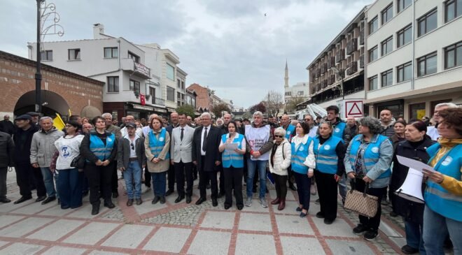 Velilerden Tekin’e ‘istifa’ çağrısı!