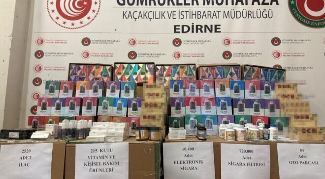 TIR’da 10 bin 400 kaçak elektronik sigara!