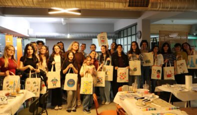 Bez çantaya ‘sanatsal’ dokunuş!