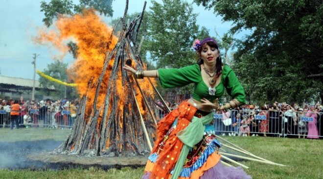 Kakava’da oteller full!