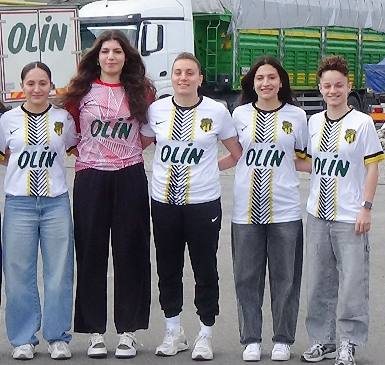 Geçerli görselin alternatif metni yok. Dosya adı: ardaspor2.jpg