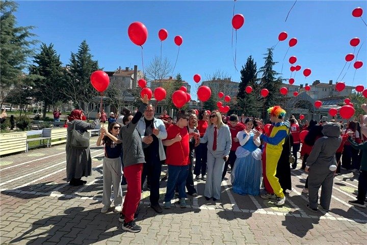 Geçerli görselin alternatif metni yok. Dosya adı: armagan-1.jpg