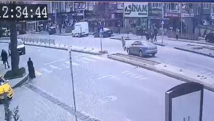 Otomobilin yayaya çarptığı anlar kamerada!