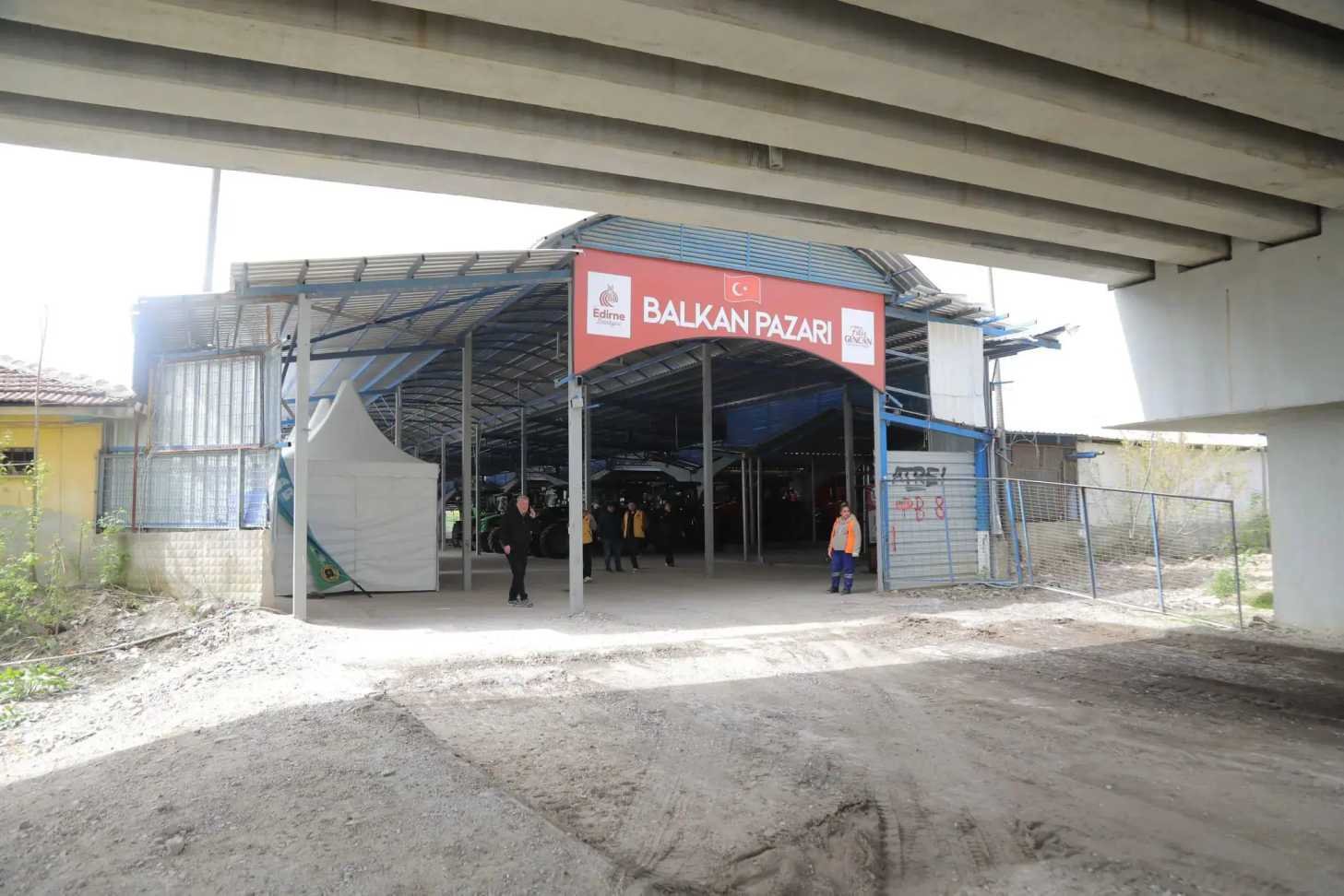 Geçerli görselin alternatif metni yok. Dosya adı: balkan-pazari-3.jpg