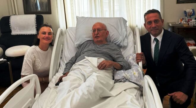 Cindoruk’un başucunda iki hukukçu