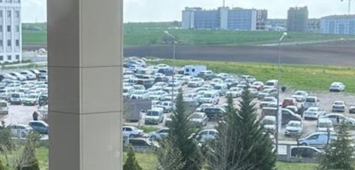 Geçerli görselin alternatif metni yok. Dosya adı: devlet-otopark-1.jpeg