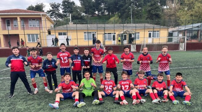 Edirne Birlik U-13 namağlup şampiyon