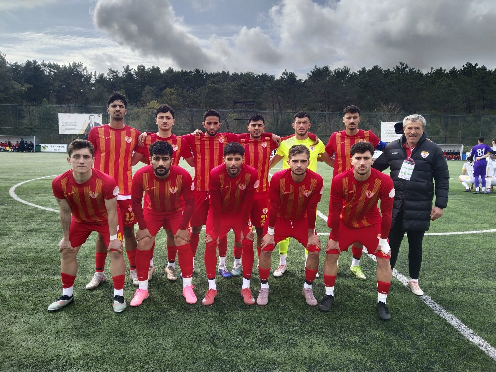 Geçerli görselin alternatif metni yok. Dosya adı: edirnespor-4.jpg