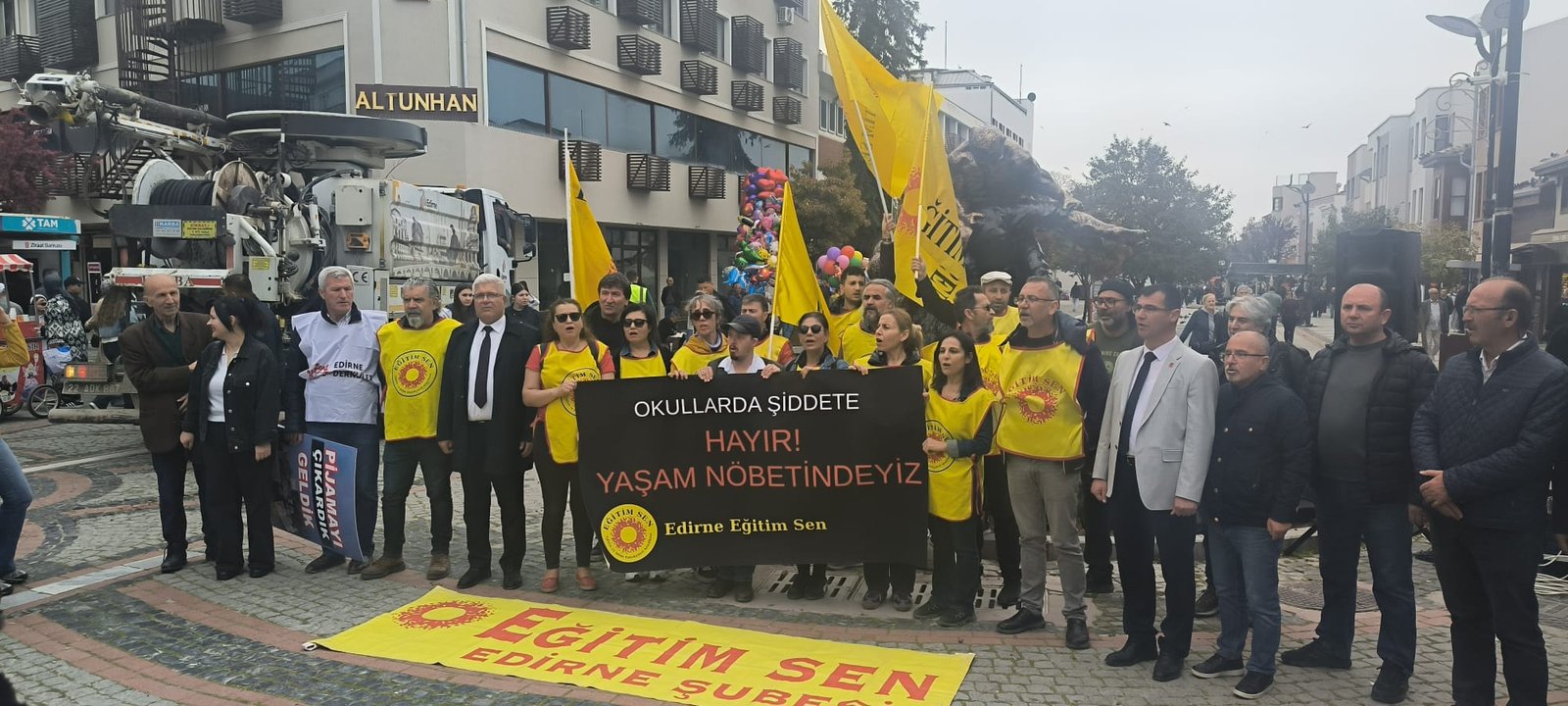 Geçerli görselin alternatif metni yok. Dosya adı: egitm-sen-8.jpeg