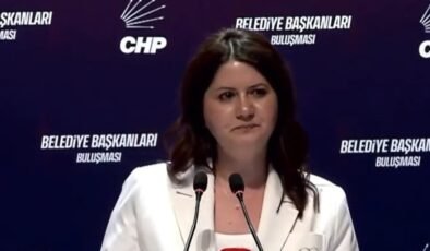 ‘Buradayız, geri adım atmıyoruz’