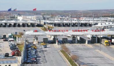 Kapılarda yolcu trafiği yükselişte