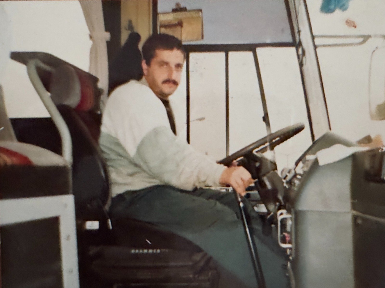 Geçerli görselin alternatif metni yok. Dosya adı: kara-murat-4.jpeg