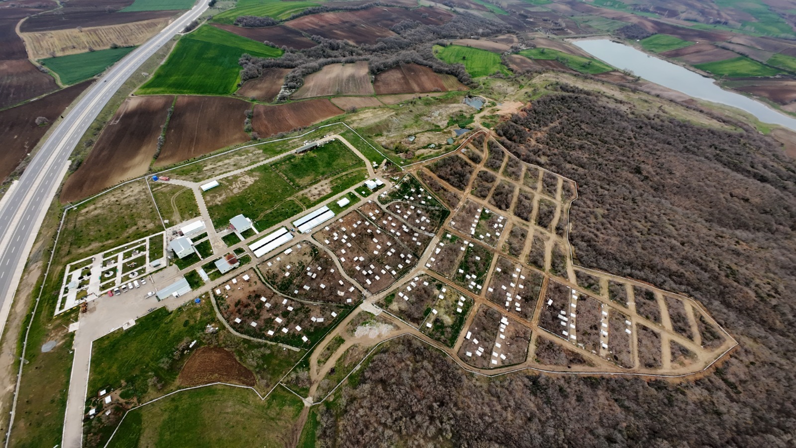 Geçerli görselin alternatif metni yok. Dosya adı: kesan-fidan2.jpg