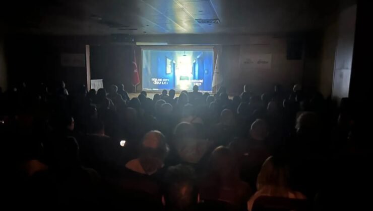 ‘Leyla Hanım’ AKM’de