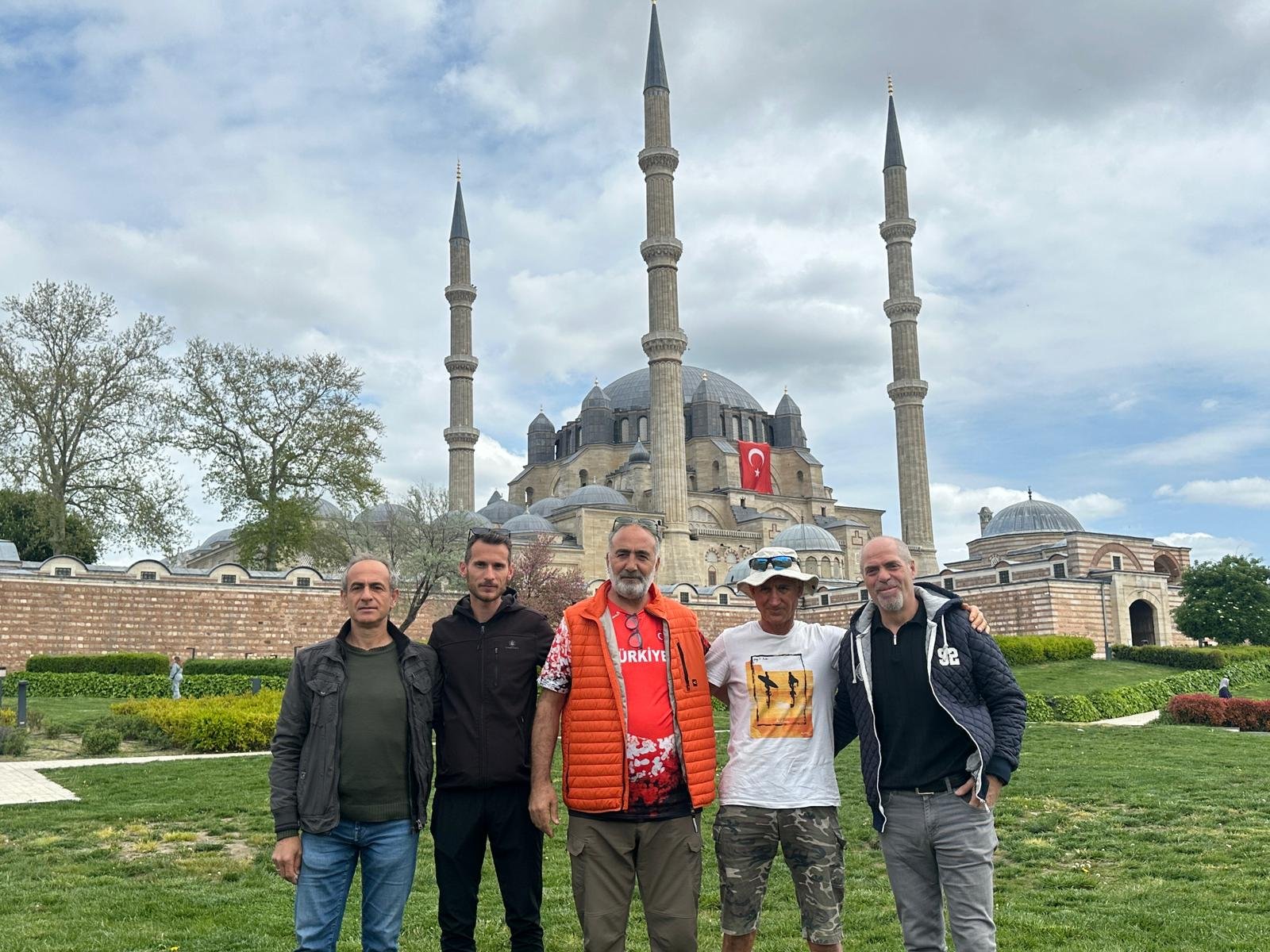 Geçerli görselin alternatif metni yok. Dosya adı: maraton-1.jpg