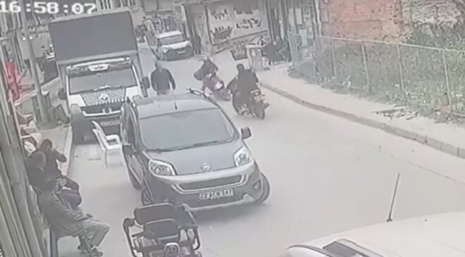 Motosiklet kazası kamerada