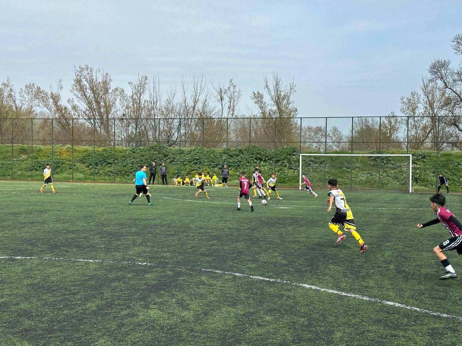 Geçerli görselin alternatif metni yok. Dosya adı: okul-sporlari.jpg