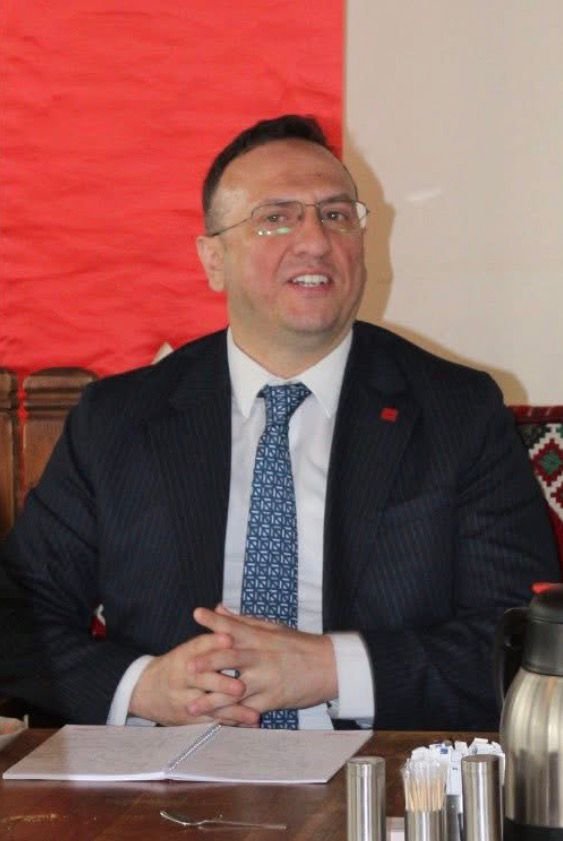 Geçerli görselin alternatif metni yok. Dosya adı: sinan-tekin-1.jpg