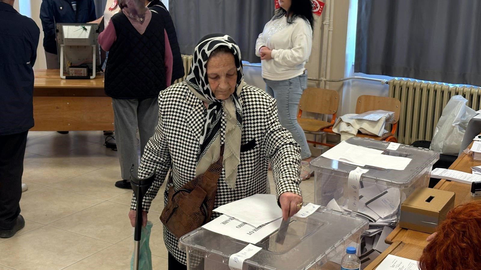 Geçerli görselin alternatif metni yok. Dosya adı: soydas-secim-2-1.jpeg