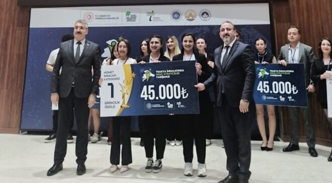 TÜ’nin genç stratejilerinden birincilik
