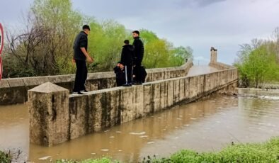 Korkuluklarda cambazlık!