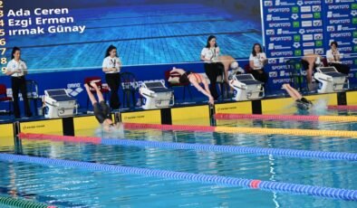 Olimpik Havuz’da yüzücü ordusu!